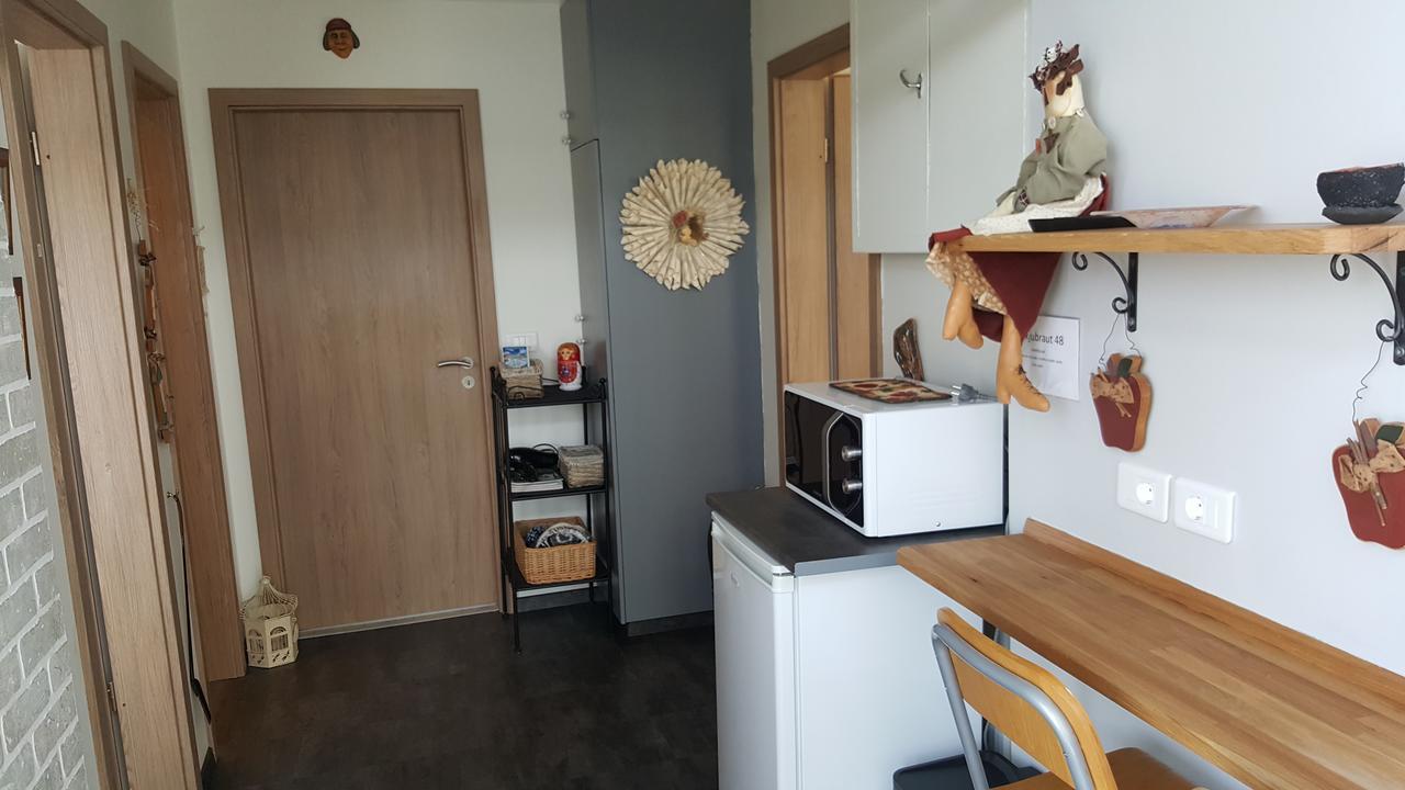 Hvita Husith, Kirkjubraut 48 Apartman Höfn Kültér fotó
