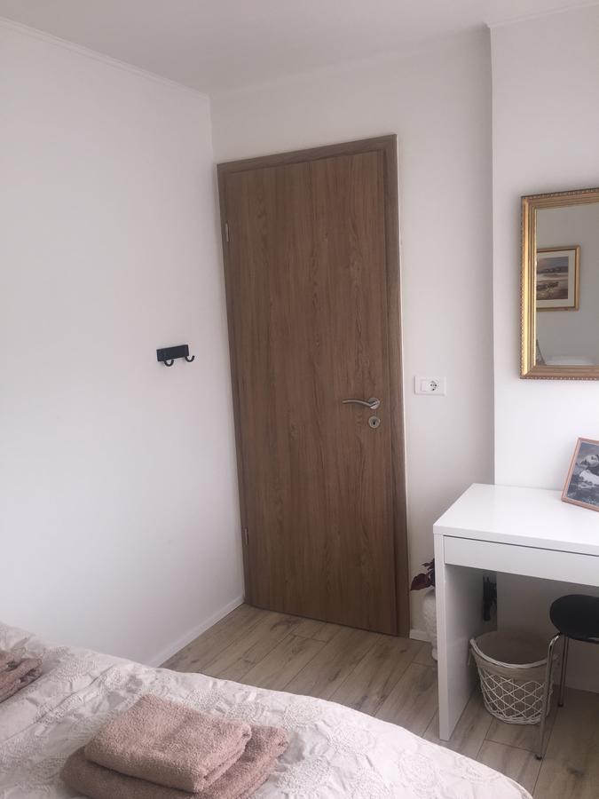 Hvita Husith, Kirkjubraut 48 Apartman Höfn Kültér fotó